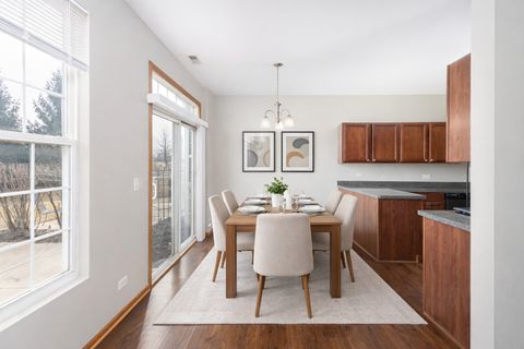 Tiny photo for 2722 Evergreen Circle, McHenry, IL 60050 (MLS # 12580185)