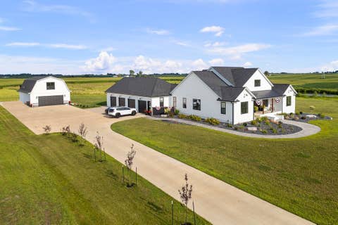 Tiny photo for 375 Ruby Court, Long Grove, IA 52756 (MLS # 12717365)