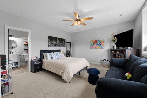 Tiny photo for 375 Ruby Court, Long Grove, IA 52756 (MLS # 12717365)