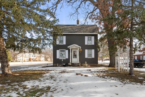 Photo of 3202 Archer Drive, East Moline, IL 61244 (MLS # 12535578)