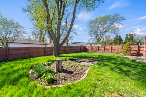 Tiny photo for 15222 Huntington Court, Orland Park, IL 60462 (MLS # 12636742)