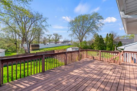 Tiny photo for 15222 Huntington Court, Orland Park, IL 60462 (MLS # 12636742)