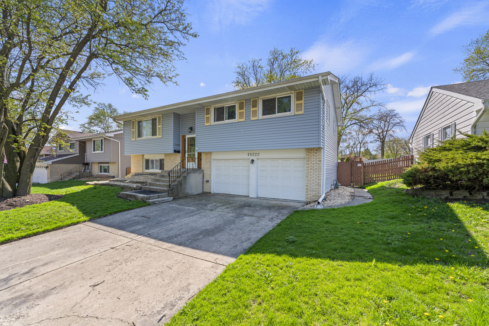 15222 Huntington Court