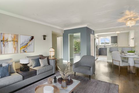 Tiny photo for 9390 Bay Colony Drive #3N, Des Plaines, IL 60016 (MLS # 12438853)