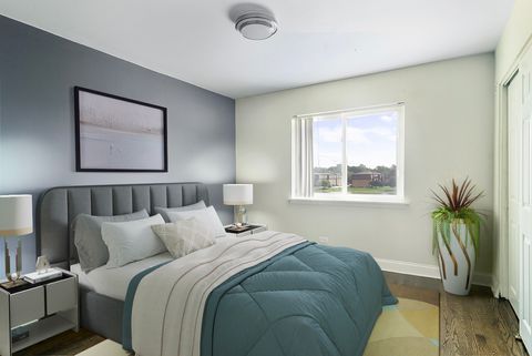 Tiny photo for 9390 Bay Colony Drive #3N, Des Plaines, IL 60016 (MLS # 12438853)