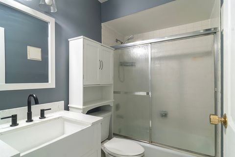 Tiny photo for 9390 Bay Colony Drive #3N, Des Plaines, IL 60016 (MLS # 12438853)