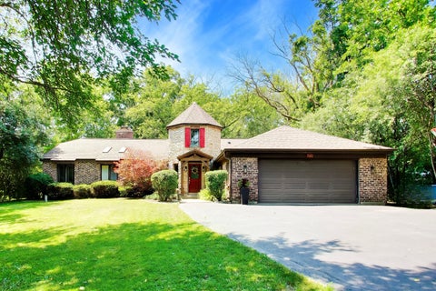 Photo of 700 N Maple Street, Prospect Heights, IL 60070 (MLS # 12790802)