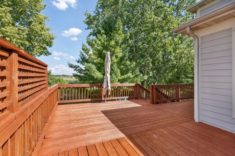 Tiny photo for 748 Hamilton Way, Batavia, IL 60510 (MLS # 12487199)