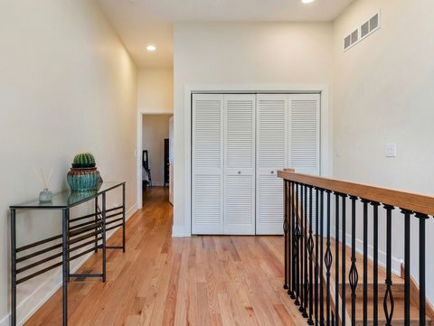 Tiny photo for 3604 S Prairie Avenue, Chicago, IL 60653 (MLS # 12556923)