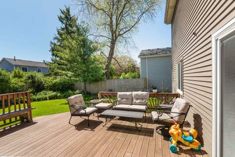 Tiny photo for 1003 Wesley Drive, Crystal Lake, IL 60014 (MLS # 12642411)