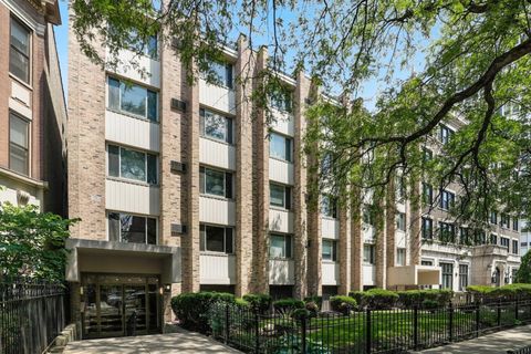 510 W Fullerton Parkway 206 Chicago IL 60614