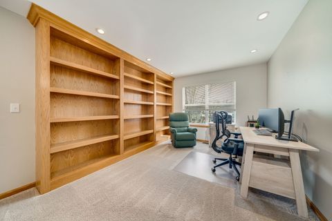 Tiny photo for 912 N Oak Creek Drive, Genoa, IL 60135 (MLS # 12618861)