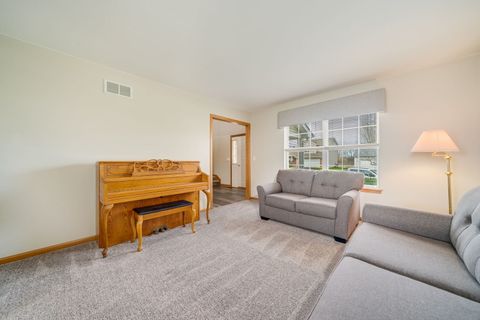 Tiny photo for 912 N Oak Creek Drive, Genoa, IL 60135 (MLS # 12618861)