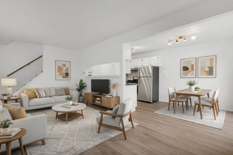 Tiny photo for 1120 Mount Vernon Court #C, Wheaton, IL 60189 (MLS # 12582244)