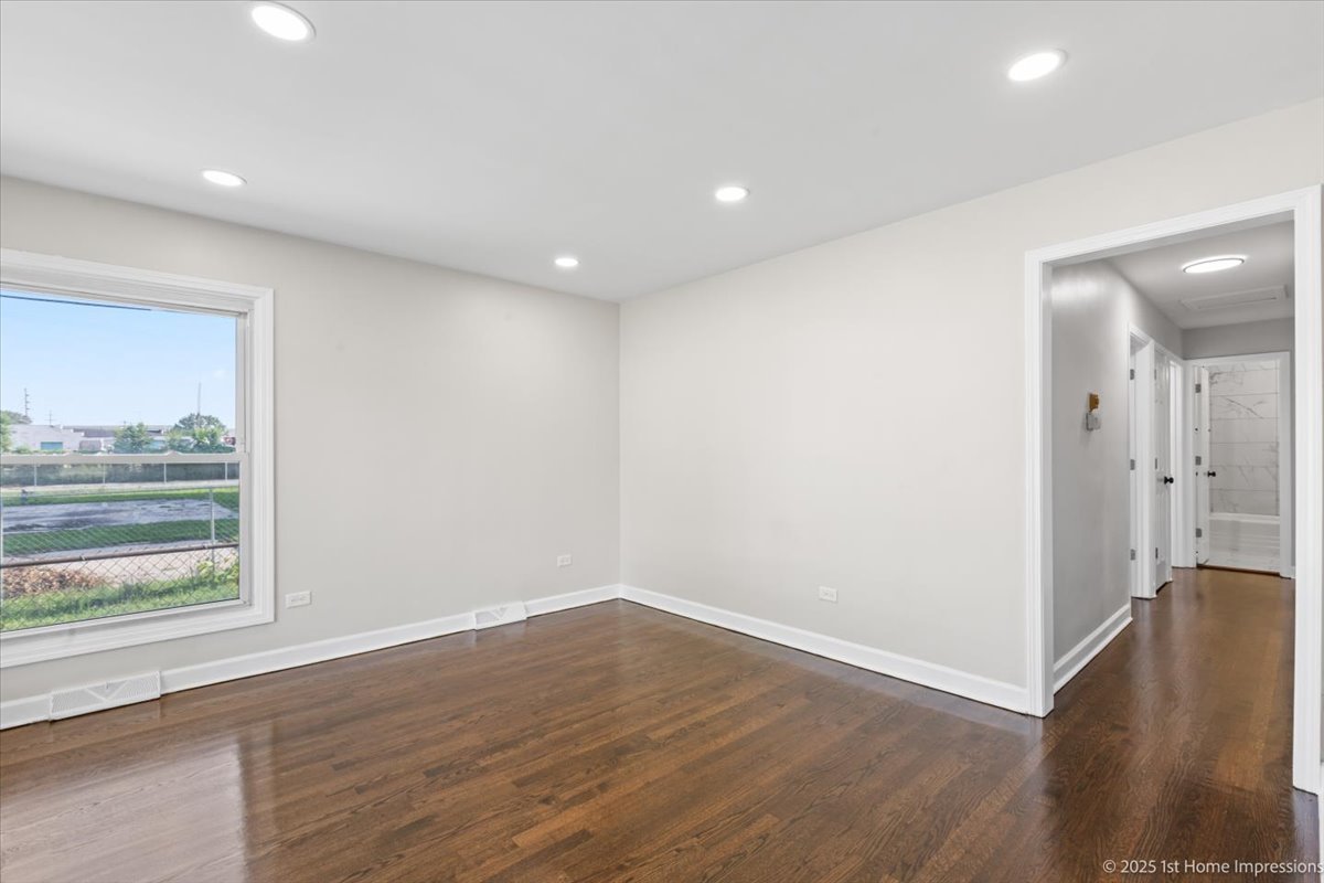 275 Paxton Avenue