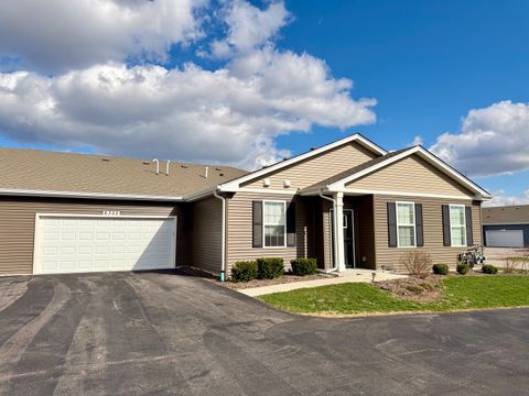 Photo of 6302 Maple Glen Drive #3081, Wonder Lake, IL 60097 (MLS # 12580334)