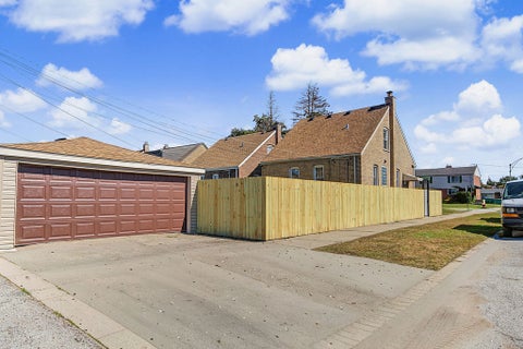Tiny photo for 11256 S Avenue L, Chicago, IL 60617 (MLS # 12775876)