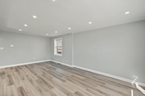 Tiny photo for 11256 S Avenue L, Chicago, IL 60617 (MLS # 12775876)