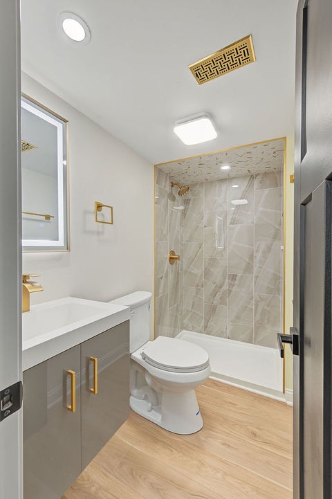 Tiny photo for 11256 S Avenue L, Chicago, IL 60617 (MLS # 12775876)