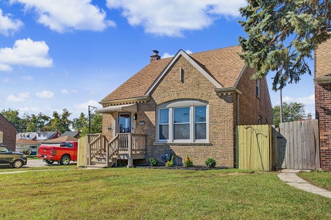 Tiny photo for 11256 S Avenue L, Chicago, IL 60617 (MLS # 12775876)