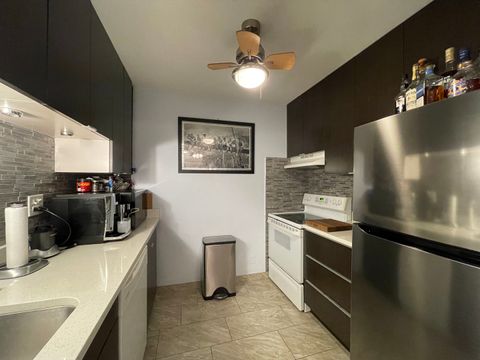 Tiny photo for 832 E Old Willow Road #106, Prospect Heights, IL 60070 (MLS # 12508889)