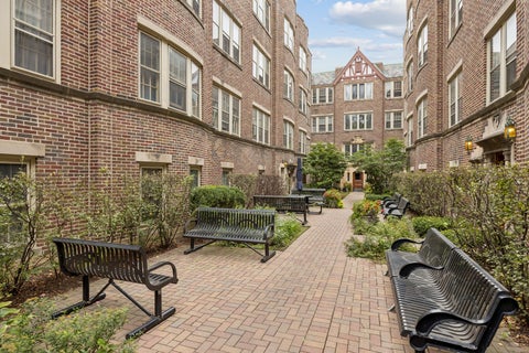 Photo of 1130 WASHINGTON Boulevard #3A, Oak Park, IL 60302 (MLS # 12753342)