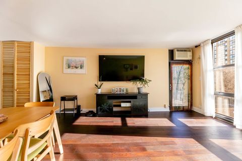 Tiny photo for 2605 S Indiana Avenue #308, Chicago, IL 60616 (MLS # 12573618)