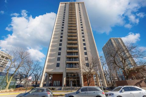 Tiny photo for 2605 S Indiana Avenue #308, Chicago, IL 60616 (MLS # 12573618)