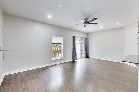Tiny photo for 3821 N Milwaukee Avenue #B, Chicago, IL 60641 (MLS # 12682146)