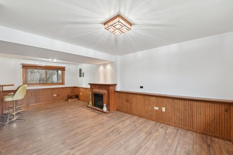 Tiny photo for 325 E Prairie Avenue, Lombard, IL 60148 (MLS # 12536337)