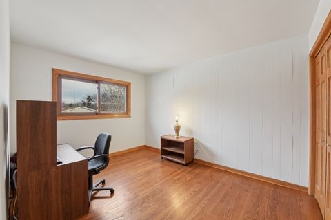 Tiny photo for 325 E Prairie Avenue, Lombard, IL 60148 (MLS # 12536337)