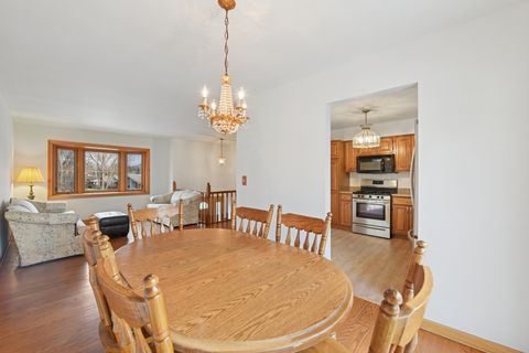 Tiny photo for 325 E Prairie Avenue, Lombard, IL 60148 (MLS # 12536337)