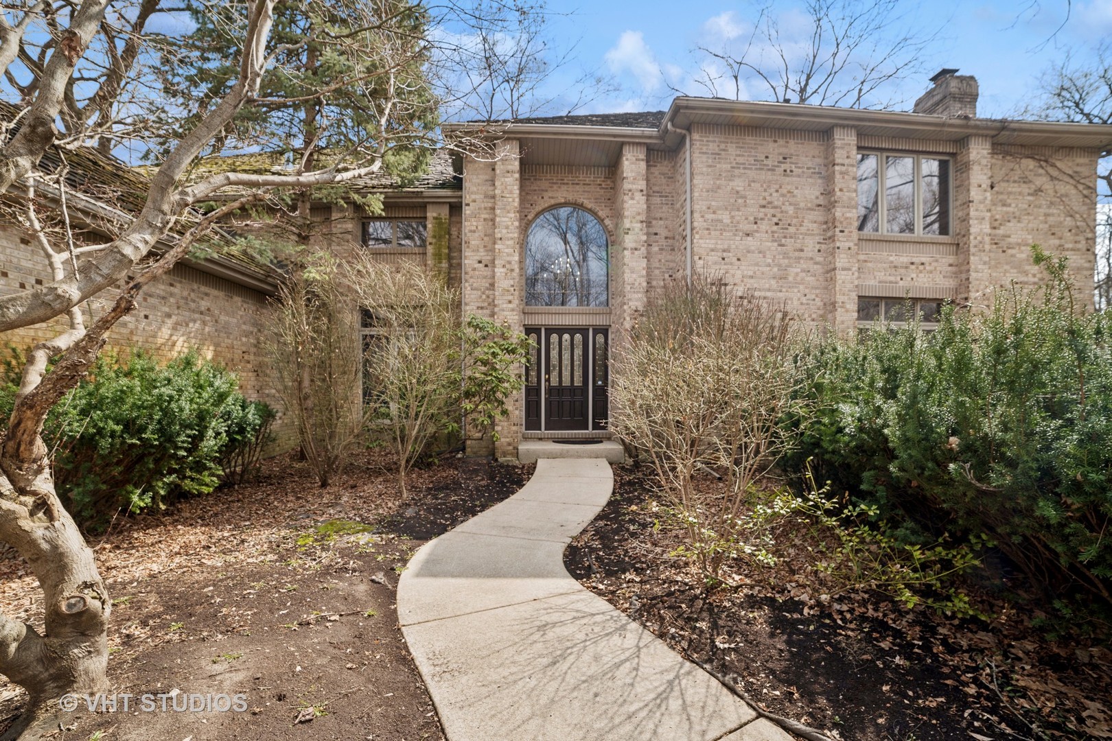 33W415 Brewster Creek Circle