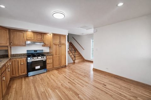 Tiny photo for 6923 N Avers Avenue, Lincolnwood, IL 60712 (MLS # 12579606)