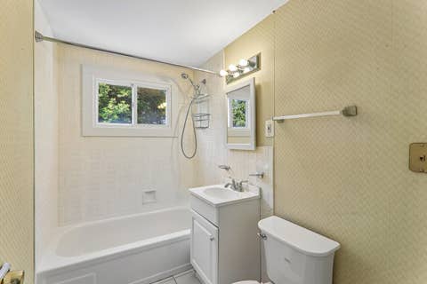 Tiny photo for 2870 Alden Lane, Des Plaines, IL 60018 (MLS # 12731489)