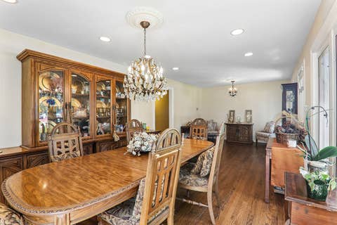 Tiny photo for 2870 Alden Lane, Des Plaines, IL 60018 (MLS # 12731489)