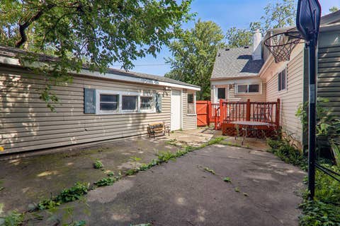 Tiny photo for 2870 Alden Lane, Des Plaines, IL 60018 (MLS # 12731489)