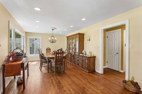 Tiny photo for 2870 Alden Lane, Des Plaines, IL 60018 (MLS # 12731489)