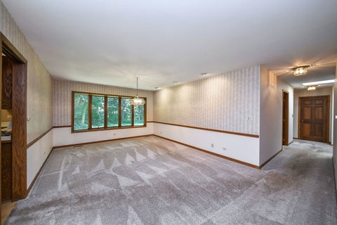 Tiny photo for 6N297 Miller Lane, St. Charles, IL 60175 (MLS # 12688509)