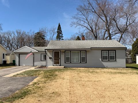 Photo of 446 N Main Street, Lombard, IL 60148 (MLS # 12604337)