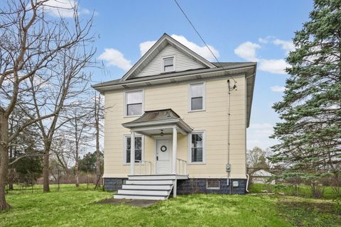 Photo of 504 N SCHOENBECK Road, Prospect Heights, IL 60070 (MLS # 12573751)