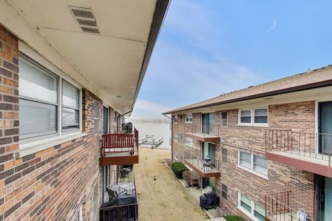 Tiny photo for 22 N PISTAKEE LAKE Road #3E, Fox Lake, IL 60020 (MLS # 12584611)