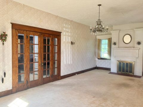 Tiny photo for 310 E 3rd Street, Metropolis, IL 62960 (MLS # 12686017)