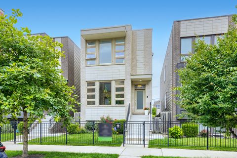 Photo of 4814 S Champlain Avenue, Chicago, IL 60615 (MLS # 12690690)