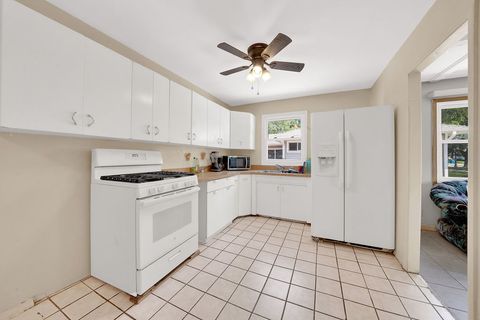 Tiny photo for 424 May Street, Bensenville, IL 60106 (MLS # 12431117)