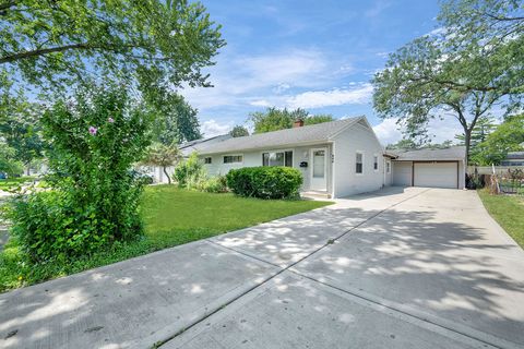 Tiny photo for 424 May Street, Bensenville, IL 60106 (MLS # 12431117)