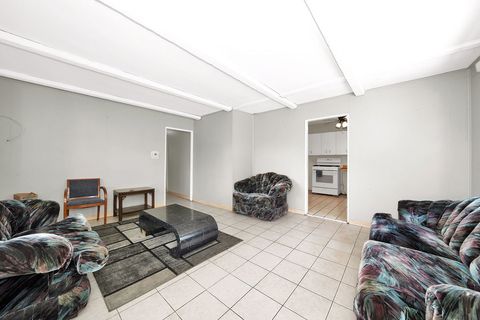 Tiny photo for 424 May Street, Bensenville, IL 60106 (MLS # 12431117)