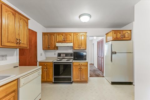 Tiny photo for 1007 Holiday Drive, Champaign, IL 61821 (MLS # 12454779)