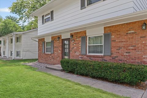 Tiny photo for 1007 Holiday Drive, Champaign, IL 61821 (MLS # 12454779)