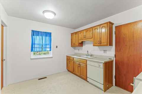 Tiny photo for 1007 Holiday Drive, Champaign, IL 61821 (MLS # 12454779)